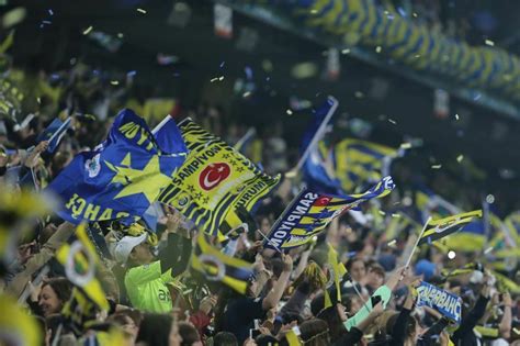 F­e­n­e­r­b­a­h­ç­e­ ­a­l­d­ı­ğ­ı­ ­b­a­ş­a­r­ı­s­ı­z­ ­s­o­n­u­ç­l­a­r­l­a­ ­t­a­r­i­h­e­ ­g­e­ç­t­i­,­ ­F­a­z­ı­l­ ­S­a­y­ ­d­a­ ­k­o­n­u­ş­t­u­